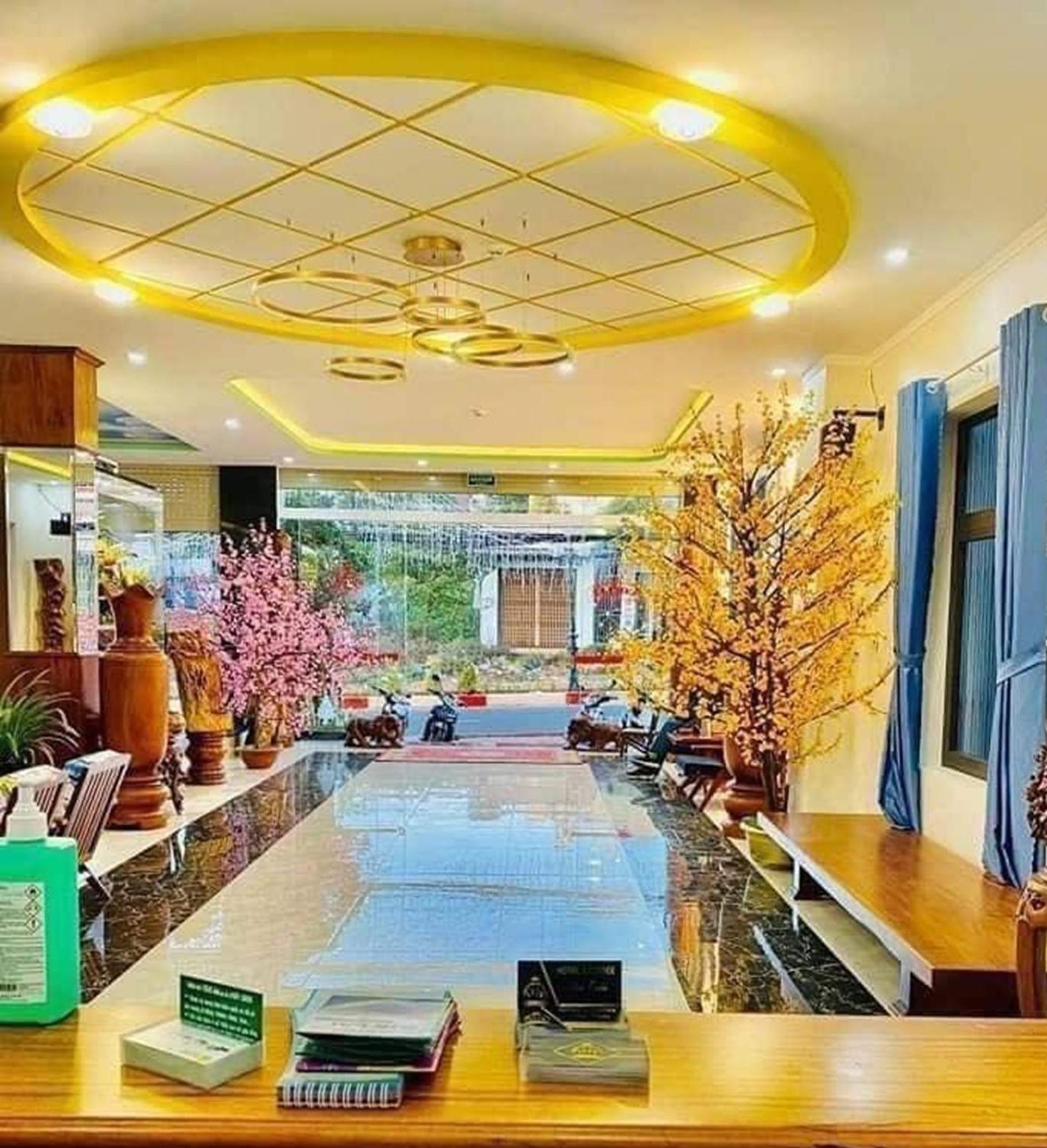 Anh Tuan Hotel & Coffee - Pleiku, Gia Lai Zewnętrze zdjęcie